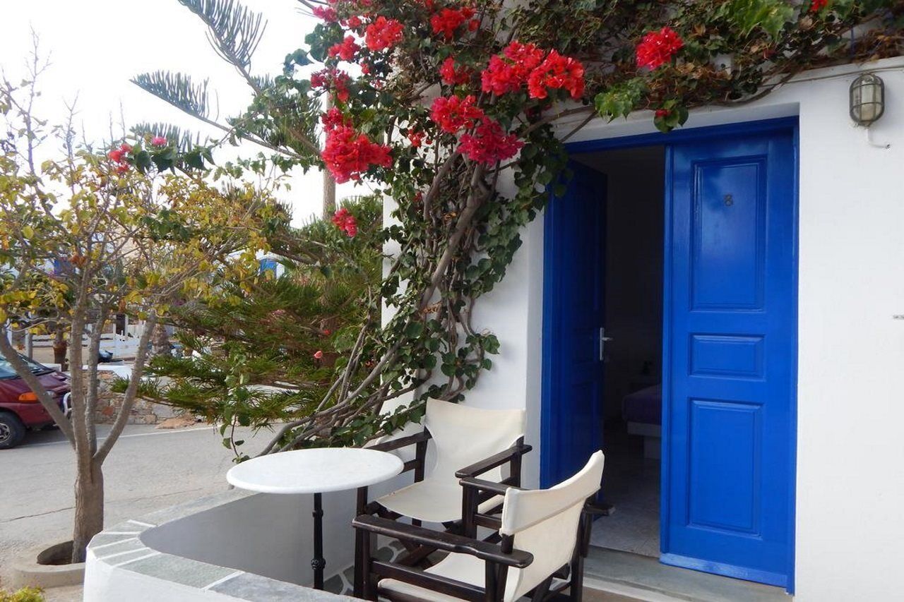 Evgenia Rooms And Apartments Folégandros Extérieur photo