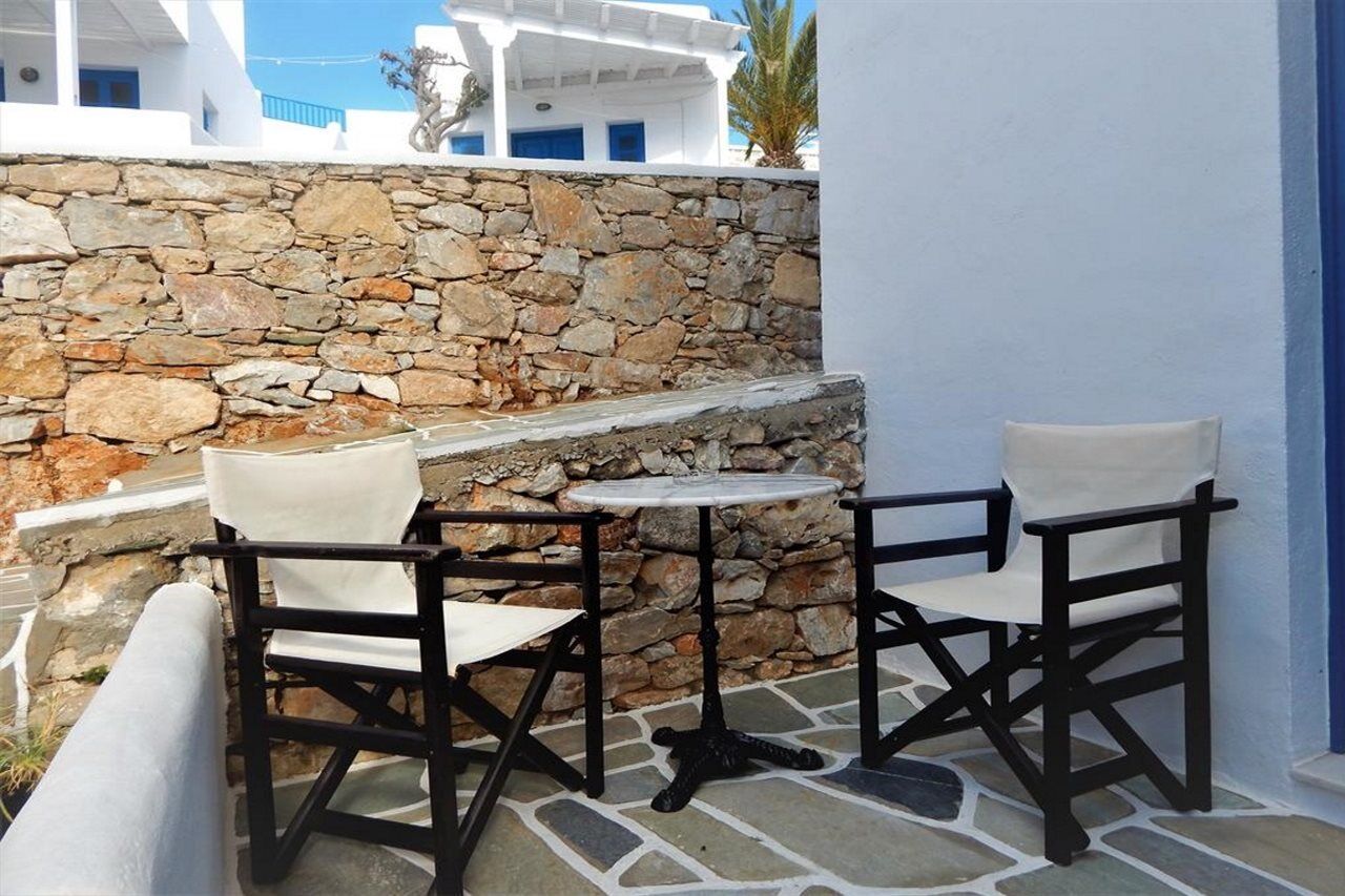 Evgenia Rooms And Apartments Folégandros Extérieur photo